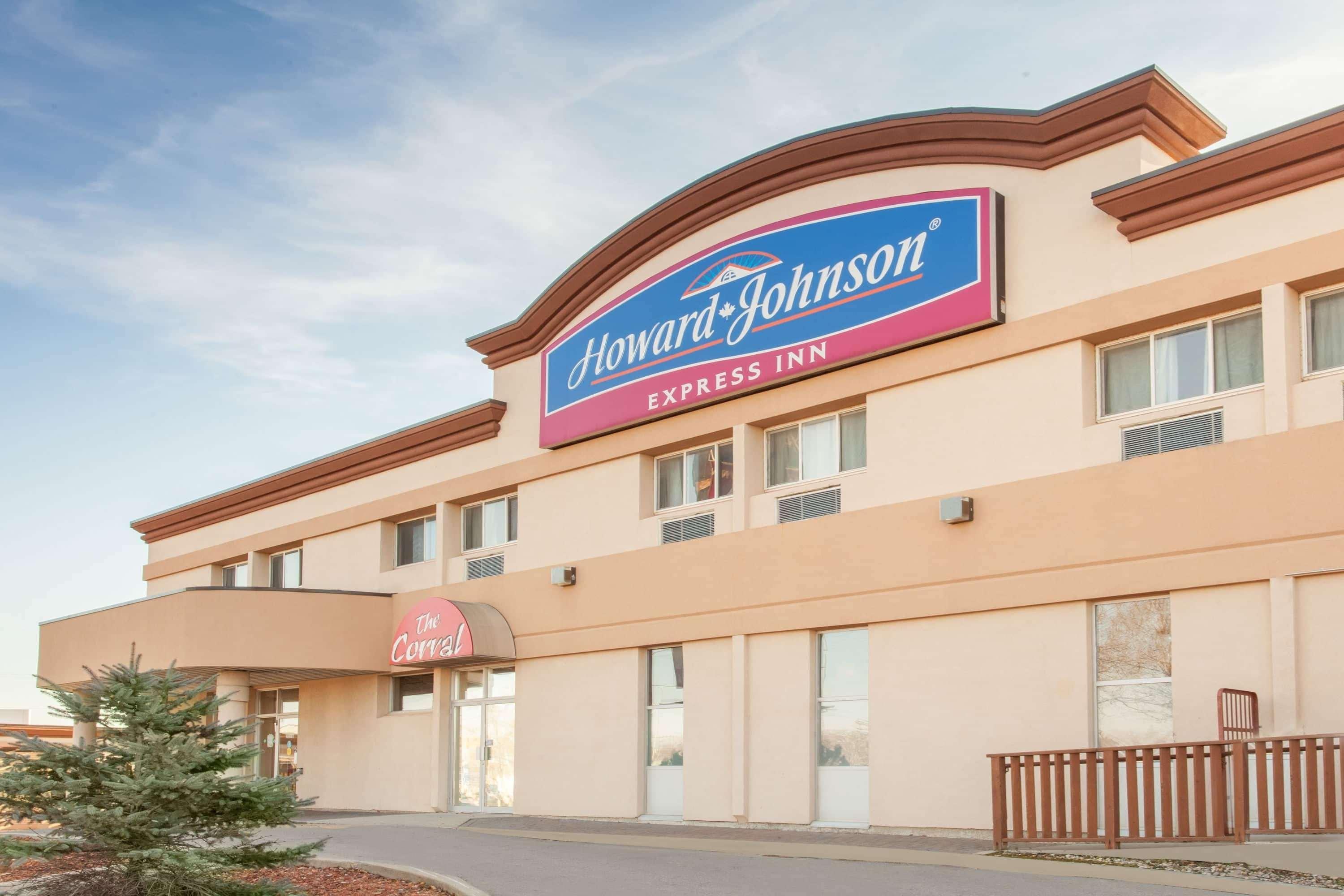 Howard Johnson By Wyndham Winnipeg West Zewnętrze zdjęcie