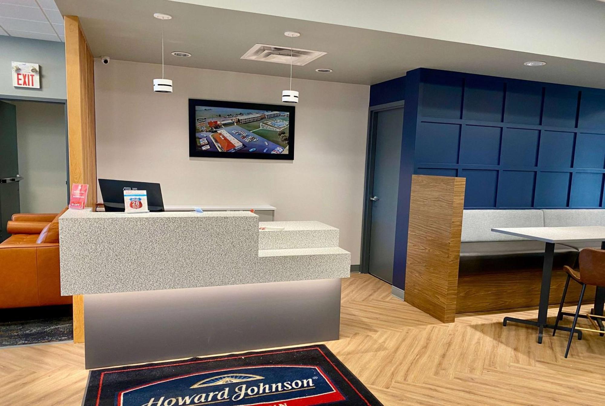 Howard Johnson By Wyndham Winnipeg West Zewnętrze zdjęcie