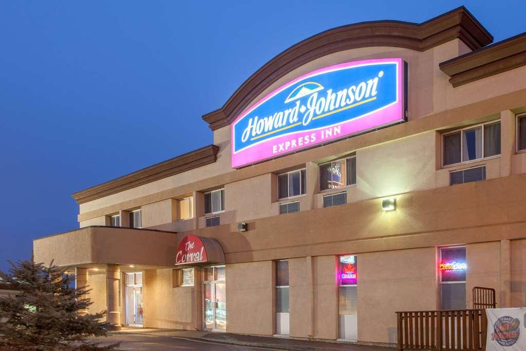 Howard Johnson By Wyndham Winnipeg West Zewnętrze zdjęcie